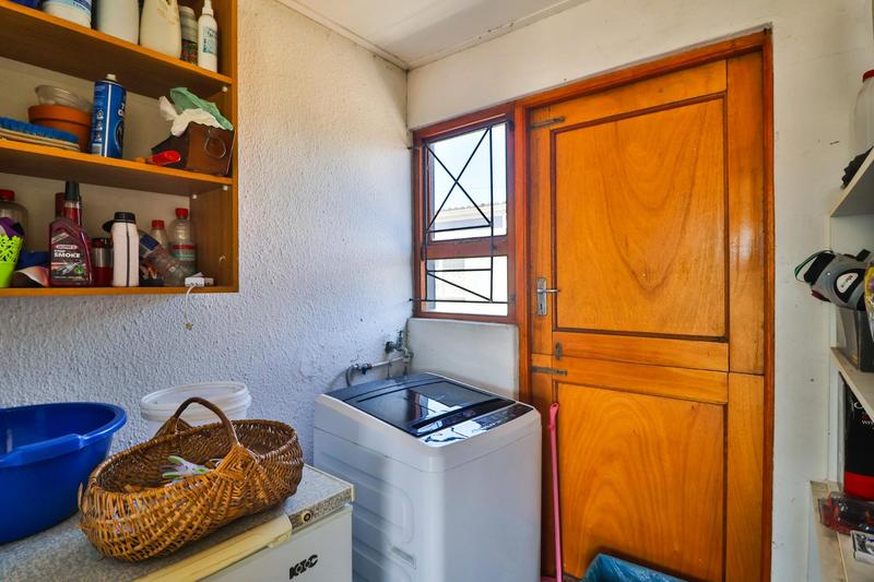 3 Bedroom Property for Sale in Belhar Western Cape